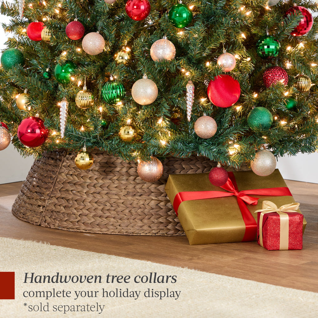 Pre-Lit Artificial Green Spruce Christmas Tree with Easy Assembly with eye-catching holiday style