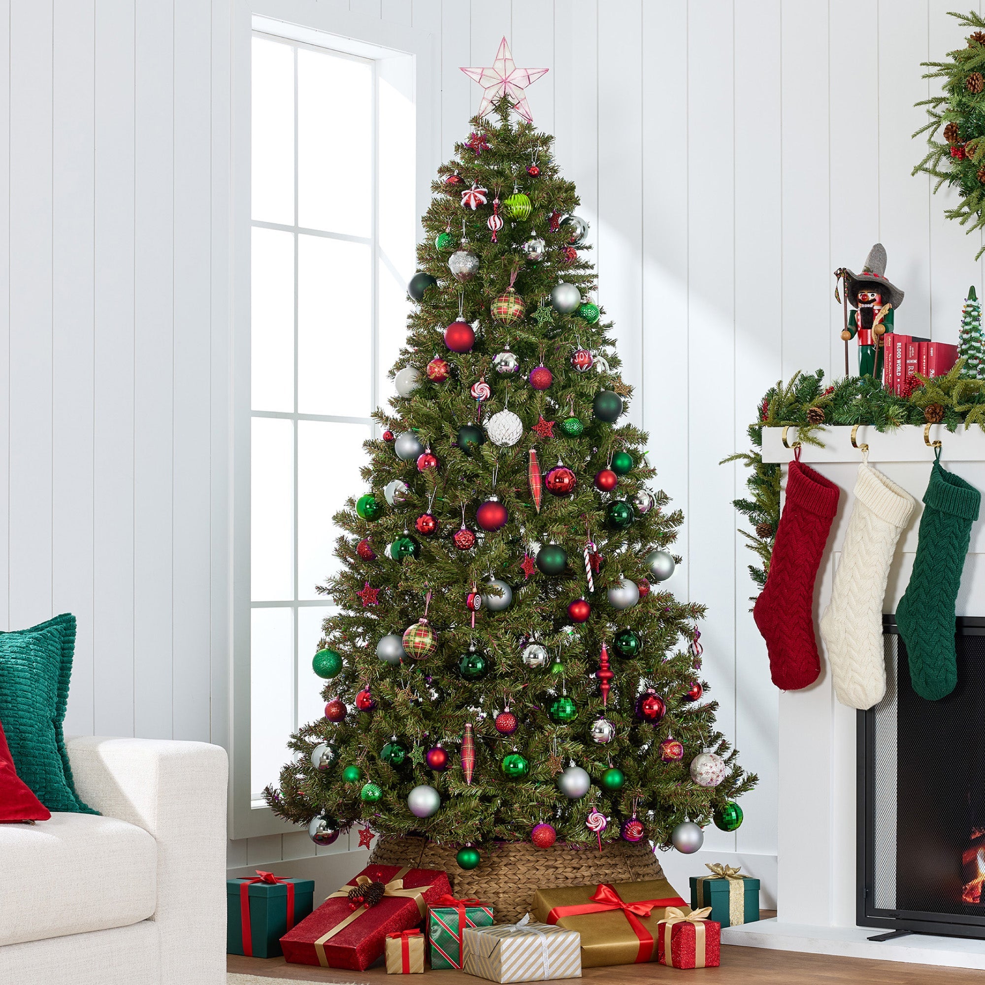 Pre-Lit Artificial Green Spruce Christmas Tree with Easy Assembly for festive seasonal decorating