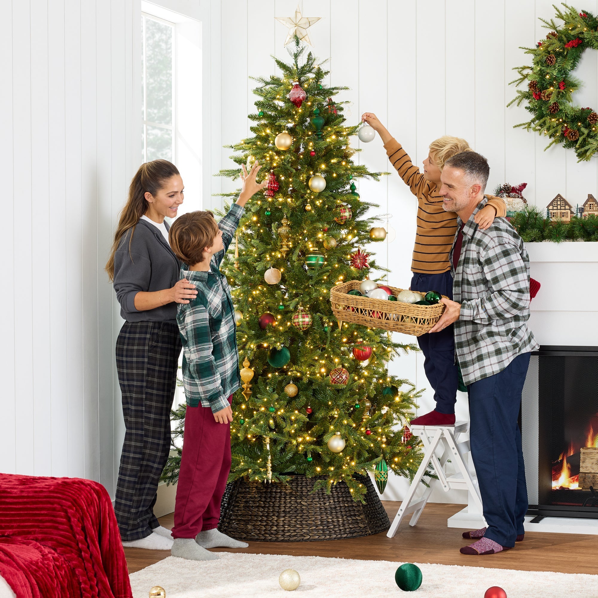 Pre-Lit Artificial Full Aspen Christmas Tree with 2-in-1 Twinkling Micro LEDs for indoor and outdoor holiday displays